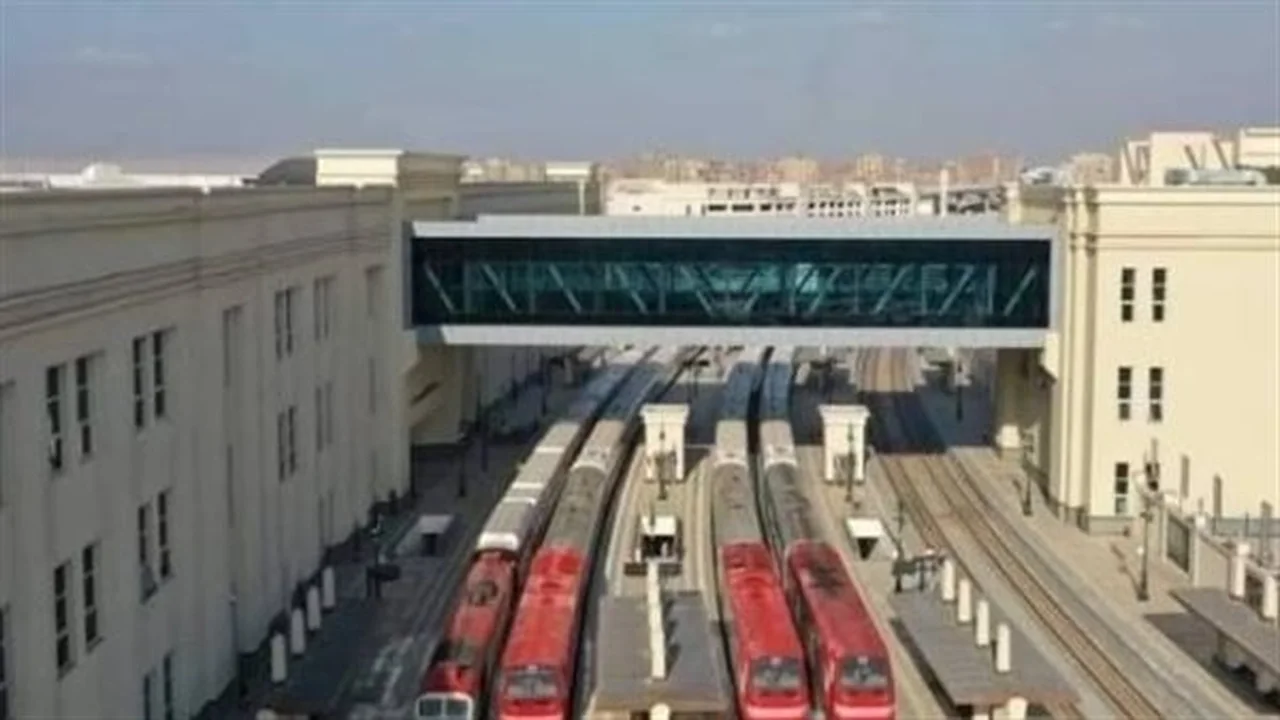 مواعيد جديدة لقطارات الصعيد والإسكندرية المباشرة هذا الأسبوع